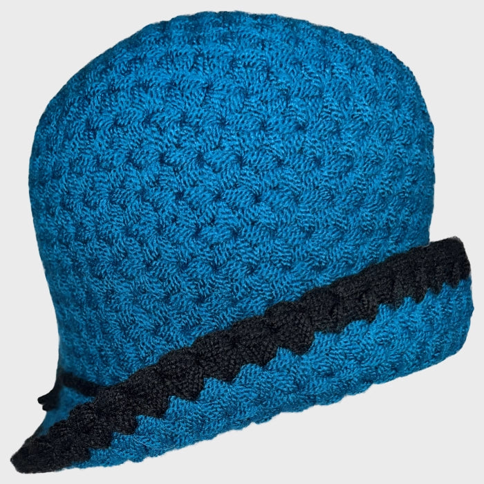 Flair - Handgefertigter gehäkelter Cloche Hut