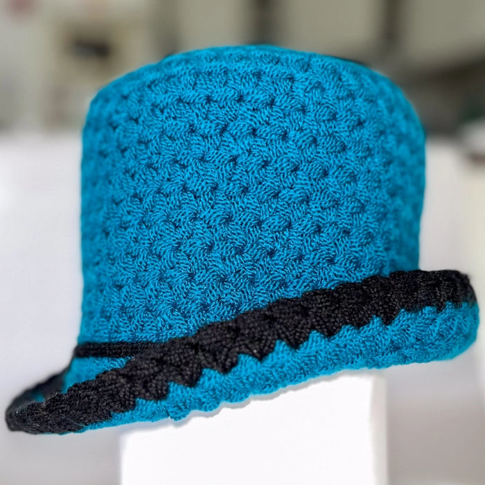 Flair - Handgefertigter gehäkelter Cloche Hut