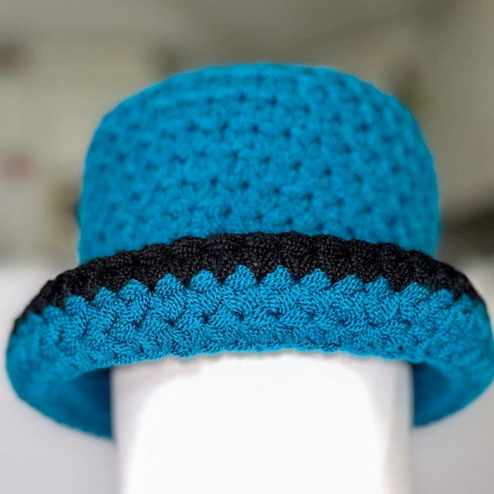 Flair - Handgefertigter gehäkelter Cloche Hut