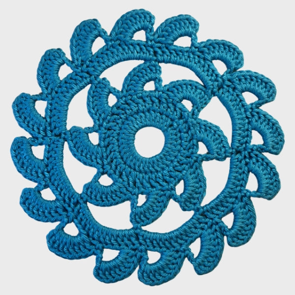 Handgefertigter Häckel-Untersetzer "Wave" aus 100%-Baumwolle